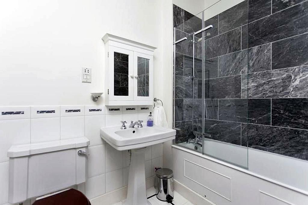 The Circus Apartment Bath Eksteriør billede